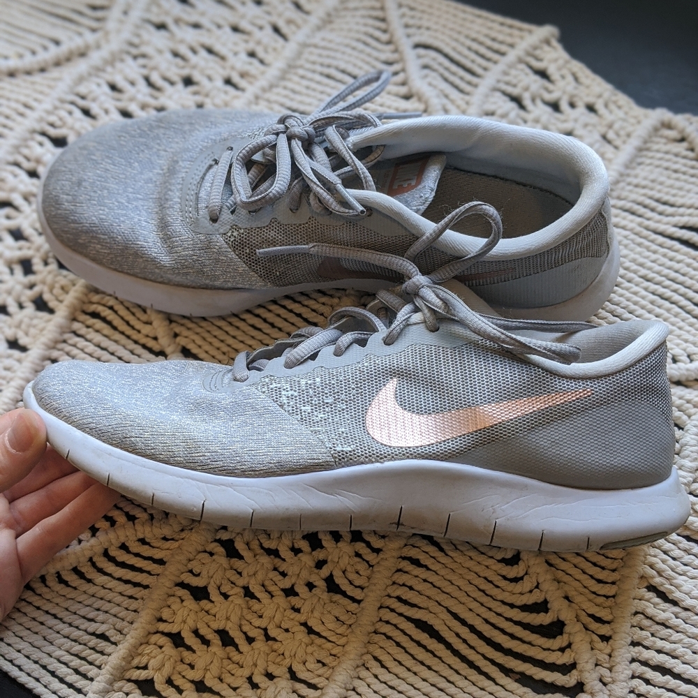 Nike Rose Gold Lightweight Sneakers